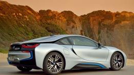 BMW i8 (2014) - prawy bok