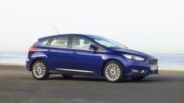 Ford Focus III Hatchback Facelifting (2014) - prawy bok