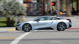 BMW i8 (2014) - lewy bok