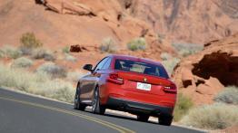 BMW M235i Coupe (2014) - widok z tyłu