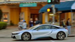 BMW i8 (2014) - lewy bok