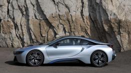 BMW i8 (2014) - lewy bok