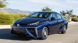 Toyota Mirai (2015) - widok z przodu