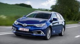 Toyota Auris II Touring Sports Facelifting (2015) - widok z przodu