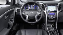 Hyundai i30 II Hatchback Facelifting (2015) - kokpit