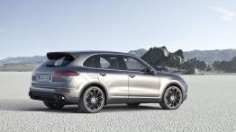 Porsche Cayenne Turbo Facelifting (2015) - prawy bok