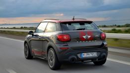 Mini Paceman John Cooper Works (2015) - widok z tyłu