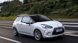 Citroen DS3 Cabrio Facelifting (2015) - widok z przodu