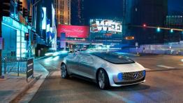 Mercedes F015 Luxury in Motion Concept (2015) - widok z przodu