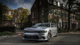 Dodge Charger SRT 392 Facelifting (2015) - widok z przodu