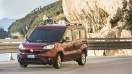 Fiat Doblo III Van Facelifting (2015) - widok z przodu