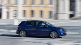 Peugeot 308 II Hatchback GT (2015) - prawy bok