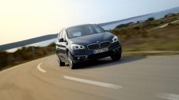 BMW 220d xDrive Gran Tourer (2015) - widok z przodu