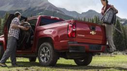 Chevrolet Colorado 2015 - widok z tyłu