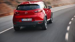 Mazda CX-3 SKYACTIV-G (2015) - widok z tyłu