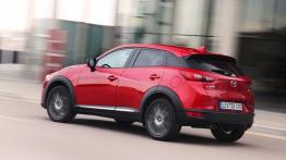 Mazda CX-3 SKYACTIV-G (2015) - widok z tyłu