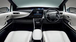 Toyota Mirai (2015) - pełny panel przedni