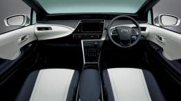 Toyota Mirai (2015) - pełny panel przedni