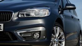 BMW 220d xDrive Gran Tourer (2015) - lewy przedni reflektor - wyłączony