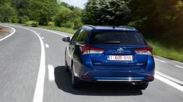 Toyota Auris II Touring Sports Facelifting (2015) - widok z tyłu