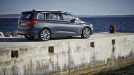 BMW 220d xDrive Gran Tourer (2015) - prawy bok