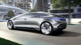 Mercedes F015 Luxury in Motion Concept (2015) - widok z tyłu