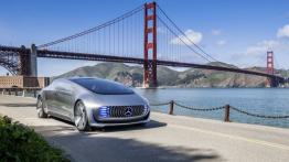 Mercedes F 015 Luxury in Motion Concept (2015) - widok z przodu