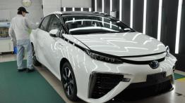 Toyota Mirai (2015) - taśma produkcyjna