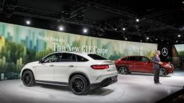 Mercedes GLE 450 AMG Coupe 4MATIC (2015) - oficjalna prezentacja auta