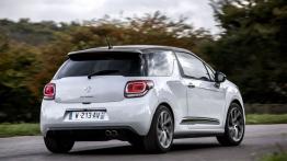 Citroen DS3 Hatchback Facelifting (2015) - widok z tyłu