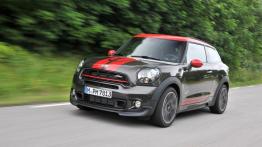 Mini Paceman John Cooper Works (2015) - widok z przodu