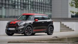 Mini Paceman John Cooper Works (2015) - widok z przodu