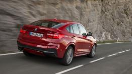 BMW X4 (2015) - widok z tyłu