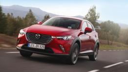 Mazda CX-3 SKYACTIV-G (2015) - widok z przodu