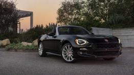 Fiat 124 Spider (2016) - widok z przodu