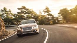 Jaguar XJ Portfolio (X351 Facelifting) 2016 - widok z przodu