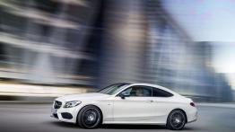 Mercedes-AMG C 43 4MATIC (2016) - lewy bok