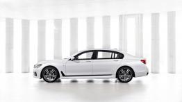 BMW serii 7 G12 750Li xDrive M Sport (2016) - lewy bok