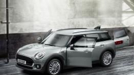 Mini Clubman II Cooper D (2016) - lewy bok - drzwi otwarte