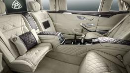 Mercedes-Maybach Pullman (2016) - widok ogólny wnętrza