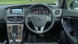 Volvo V40 Crooss Country FL (2016) - kokpit