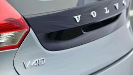 Volvo V40 FL (2016) - emblemat