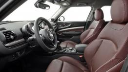 Mini Clubman II Cooper D (2016) - widok ogólny wnętrza z przodu