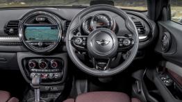 MINI Cooper S Clubman (2016) - kokpit