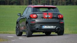 Mini Paceman John Cooper Works (2015) - widok z tyłu