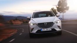 Mazda CX-3 SKYACTIV-G (2015) - widok z przodu