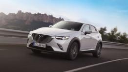 Mazda CX-3 SKYACTIV-G (2015) - widok z przodu