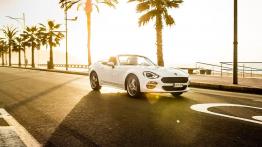  Fiat 124 Spider (2017) - widok z przodu