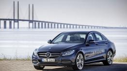 Mercedes Klasa C W205 Limuzyna 400 333KM 245kW 2014-2018