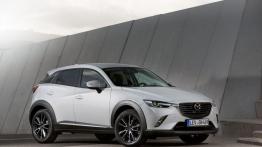 Mazda CX-3 SKYACTIV-G (2015) - prawy bok